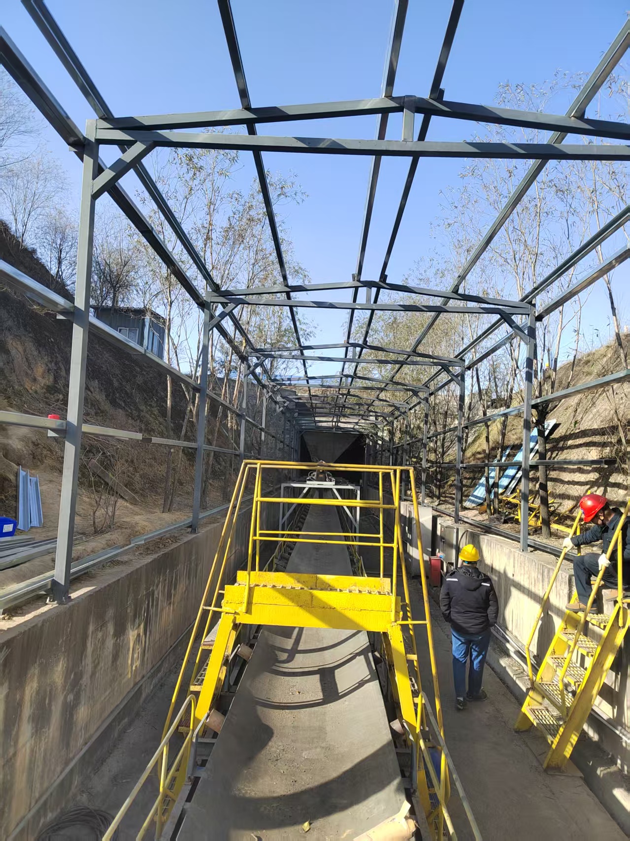 華能甘谷發(fā)電有限公司輸煤棧橋加固及彩板封閉項目